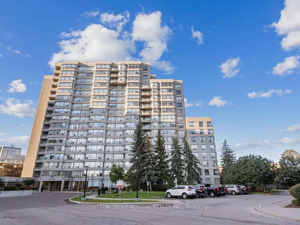 7 Townsgate Drive #604, Vaughan, ON L4J 7Z9