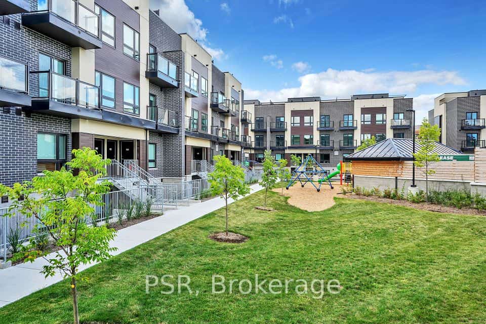 41 Danforth Road #210, Toronto, ON M1L 0J6