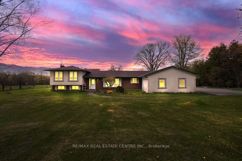6649 25 Side Road, Halton Hills, ON L7J 2L7