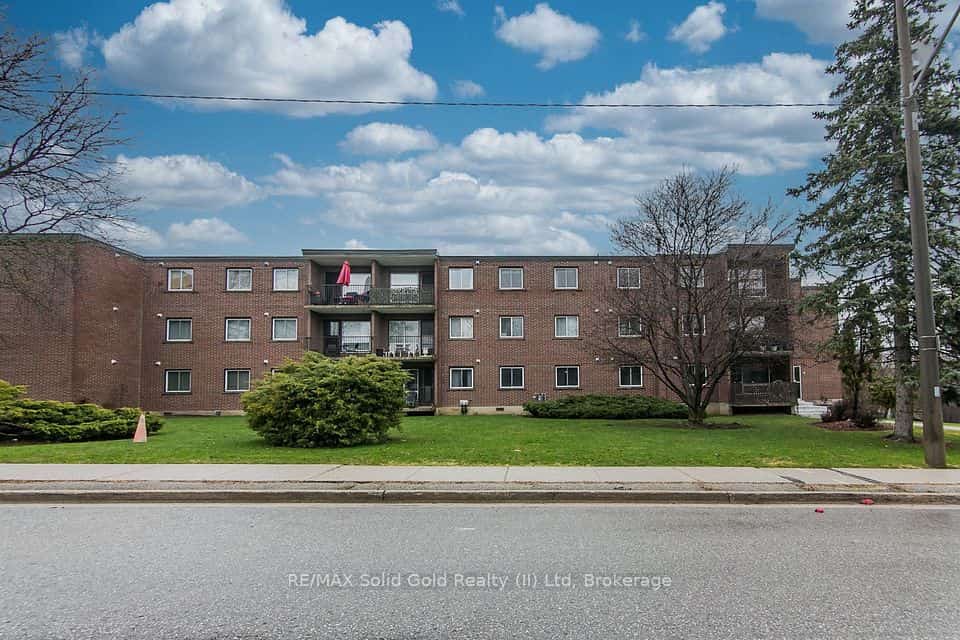 4 Avalon Place #308, Kitchener, ON N2M 4N9