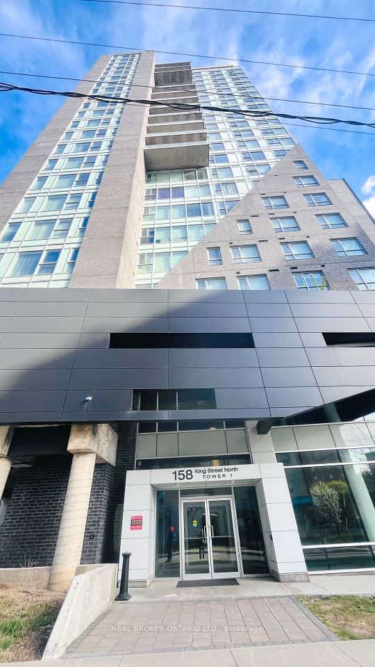 158 KING Street N #2204, Waterloo, ON N2J 0E5