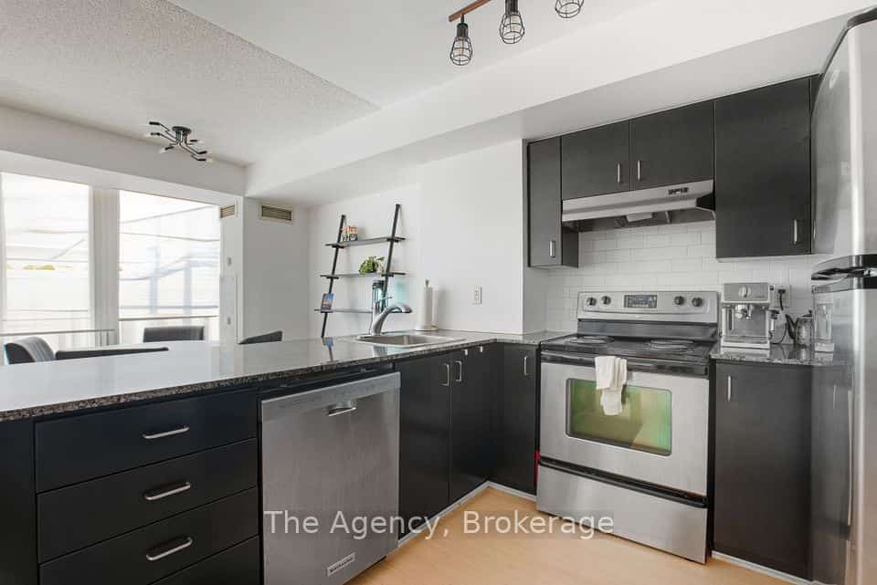76 Shuter Street #210, Toronto, ON M5B 1B4