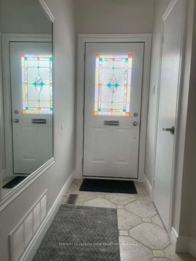 24 King Henrys Boulevard, Toronto, ON M1T 2V4
