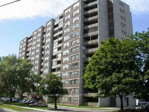 10 TOBERMORY Drive #1203, Toronto, ON M3N 2Y5
