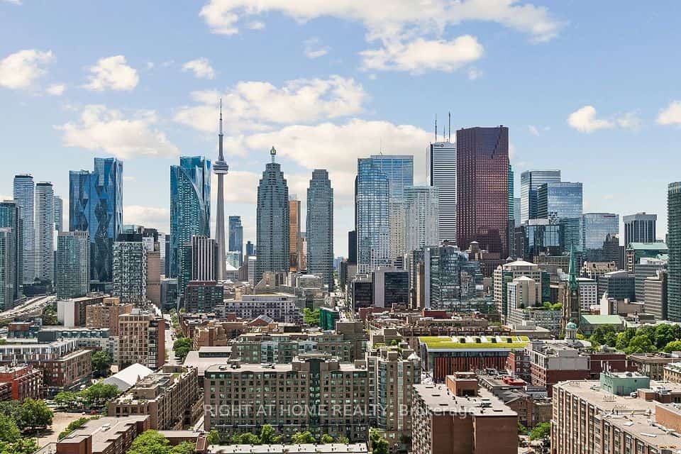135 Lower Sherbourne Street #2328, Toronto, ON M5A 1Y4