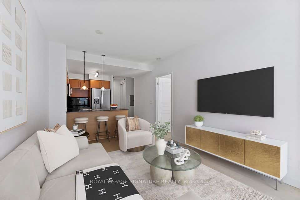 18 YONGE Street #PH11, Toronto, ON M5E 1Z8