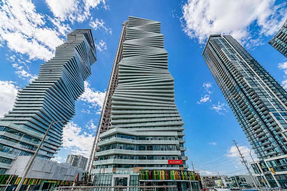 3900 Confederation Parkway #204, , Mississauga, ON L5B 0M3