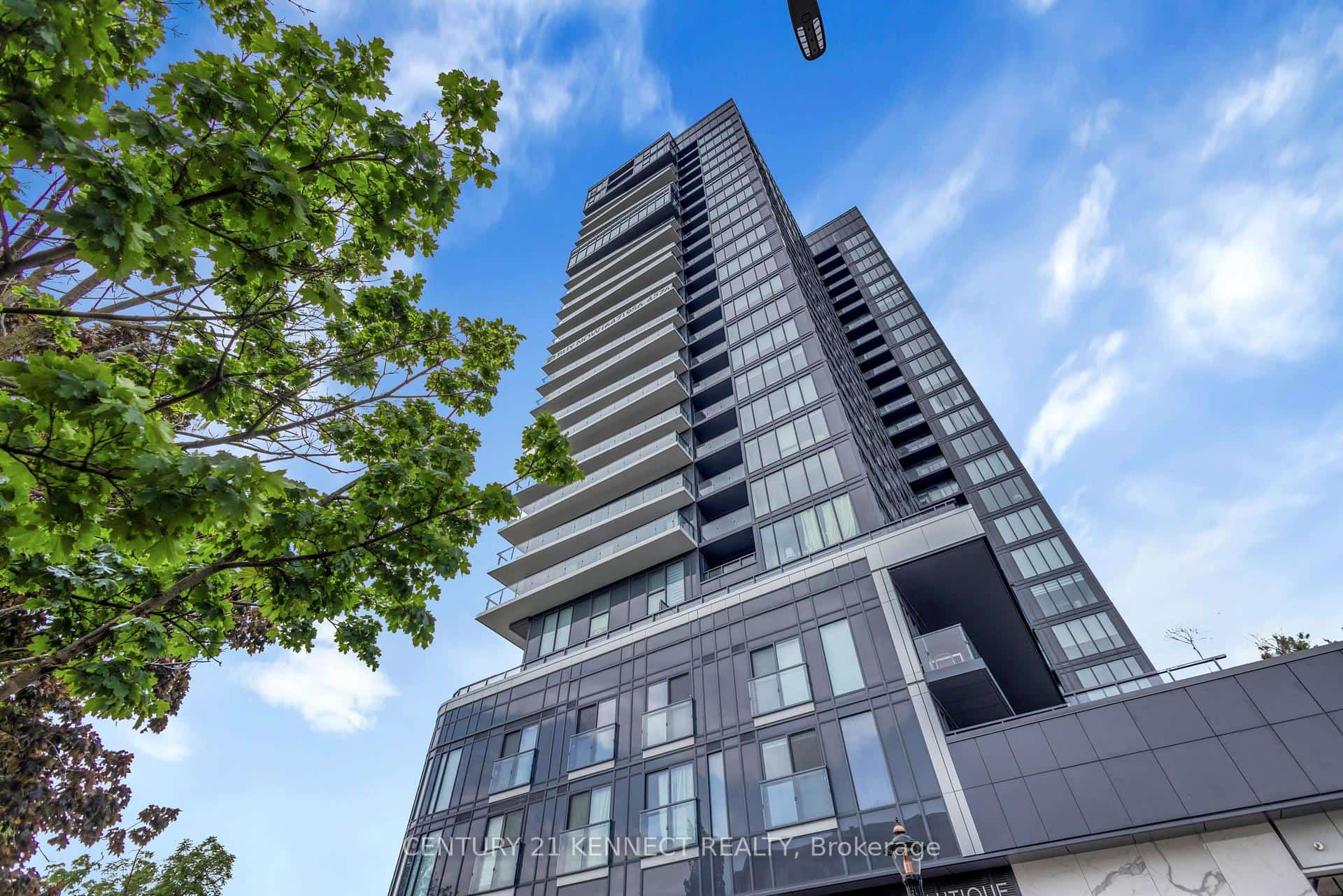 370 Martha Street #2004, Burlington, ON L7R 0G9