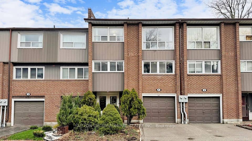 4 Dove Hawk Way, Toronto