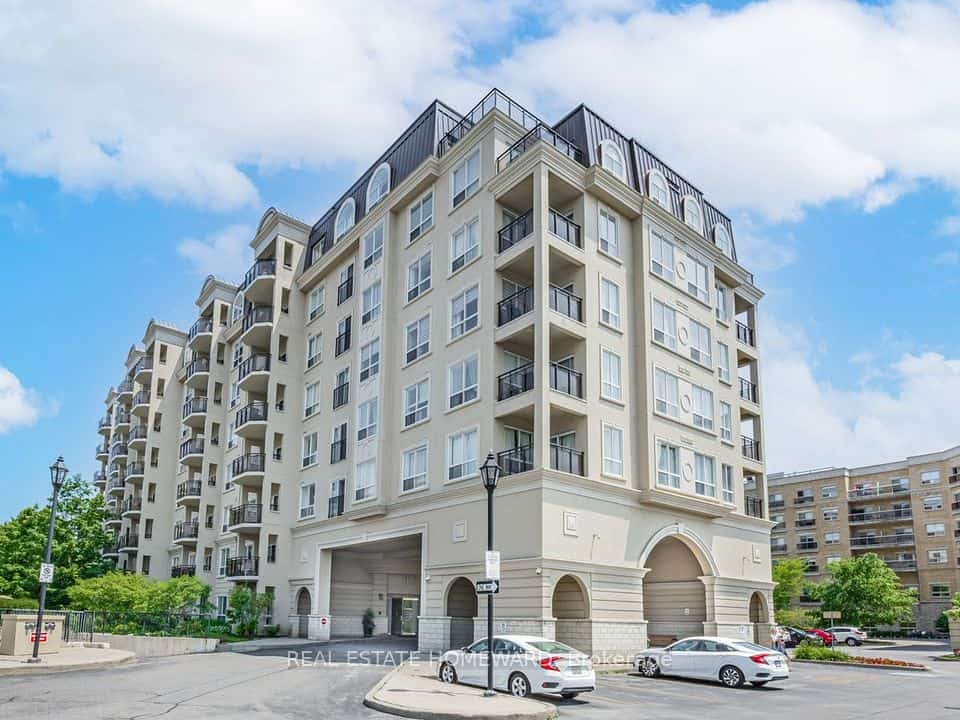 1 Maison Parc Court #712, Vaughan, ON L4J 9K1