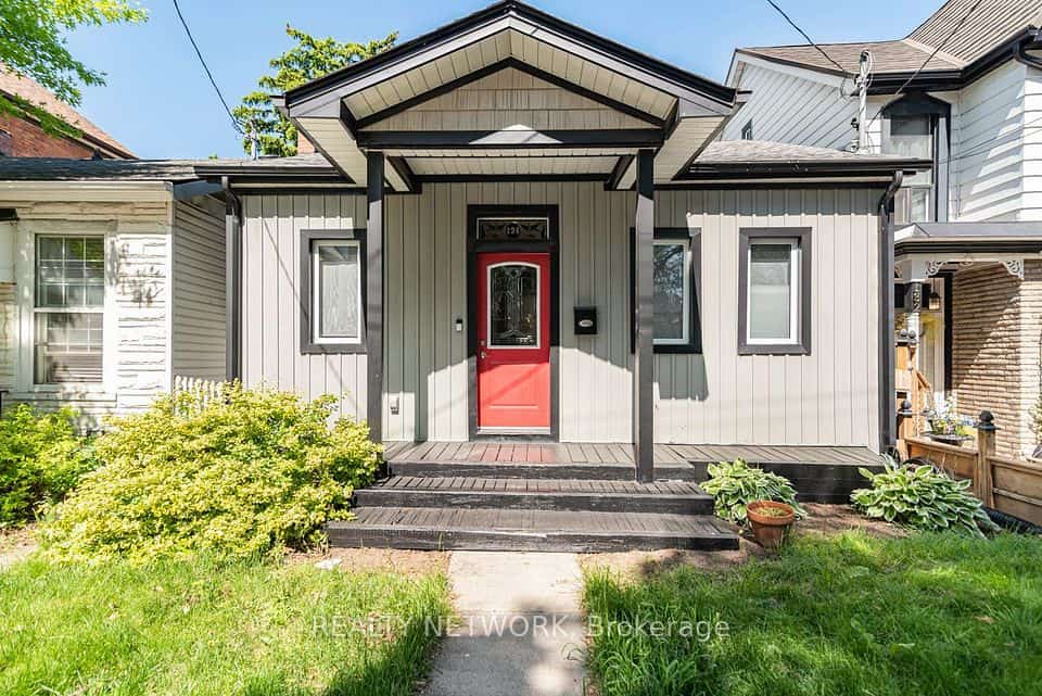 134 Erie Avenue, Hamilton, ON L8N 2W8