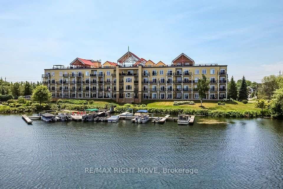140 Cedar Island Road #102, Orillia, ON L3V 1T1