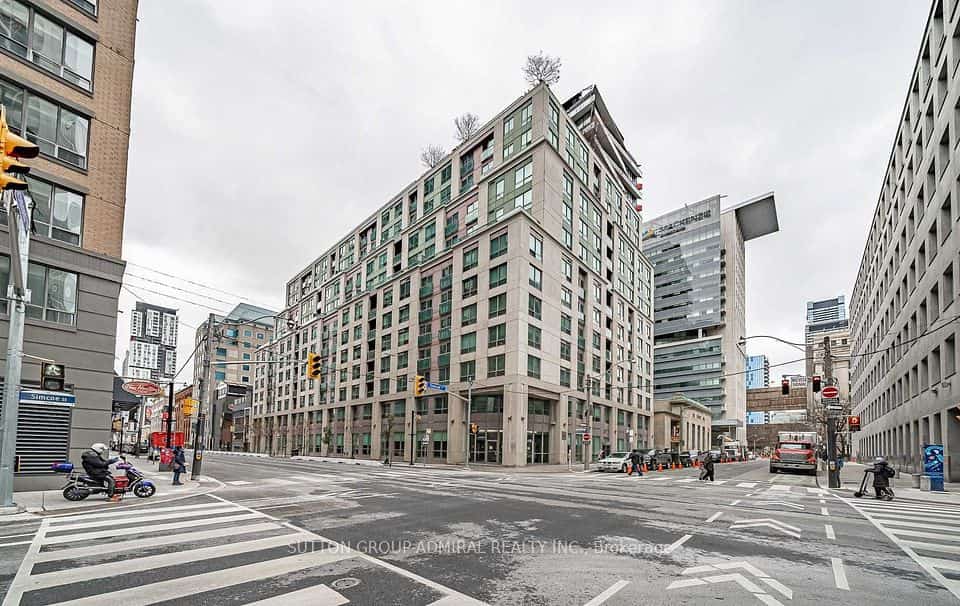 168 Simcoe Street #722, Toronto, ON M5H 4C9