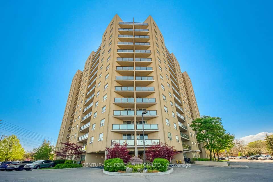 2 Westney Road N #1004, Ajax, ON L1T 3H3