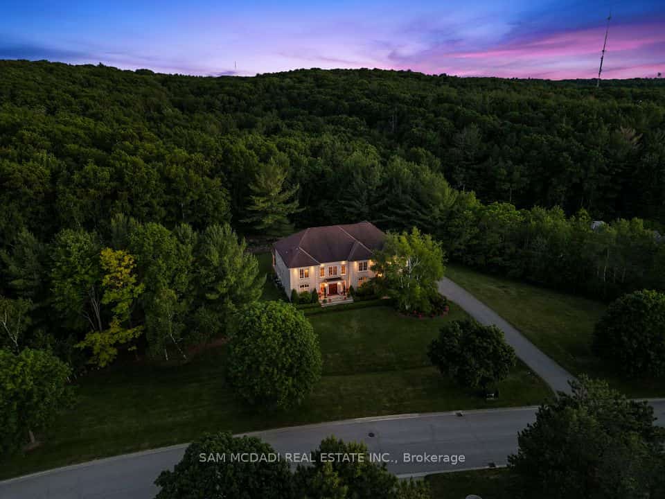 65 Kingswood Drive, King, ON L7B 1K8