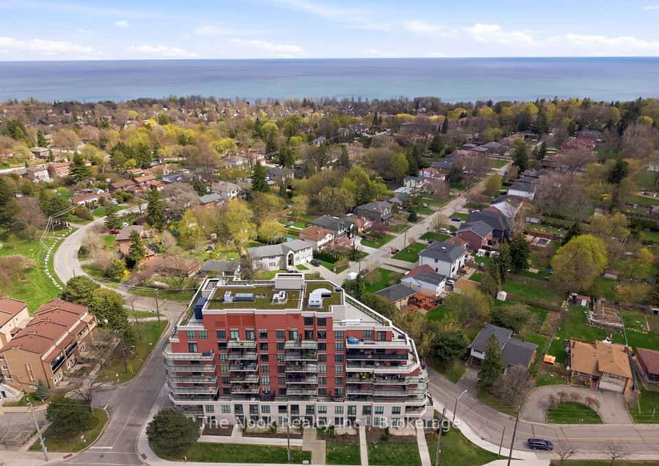 3655 Kingston Road #609, Toronto, ON M1M 1S2
