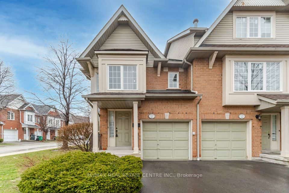 1591 South Parade Court #45, Mississauga, ON L5M 6G1