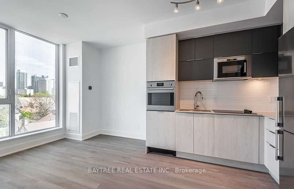 1 Belsize Drive #518, Toronto, ON M4S 0B9