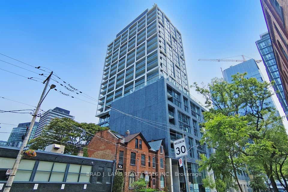55 Ontario Street #305, Toronto, ON M5A 0T8