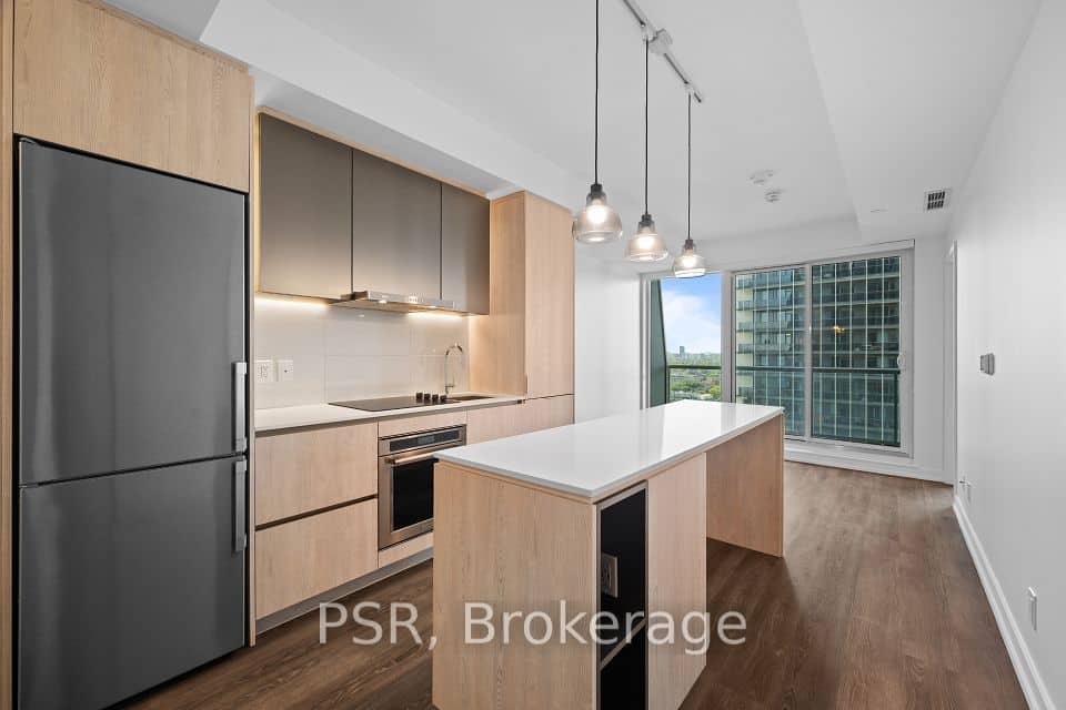 11 Ordnance Street, Toronto