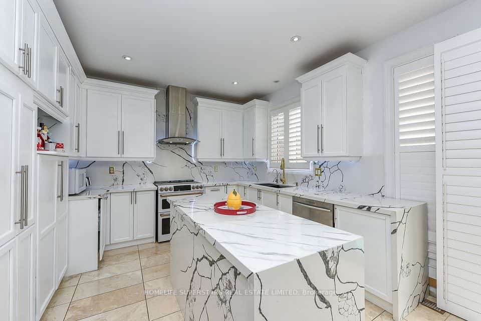 36 Lucky Lane, Brampton, ON L6R 3M3