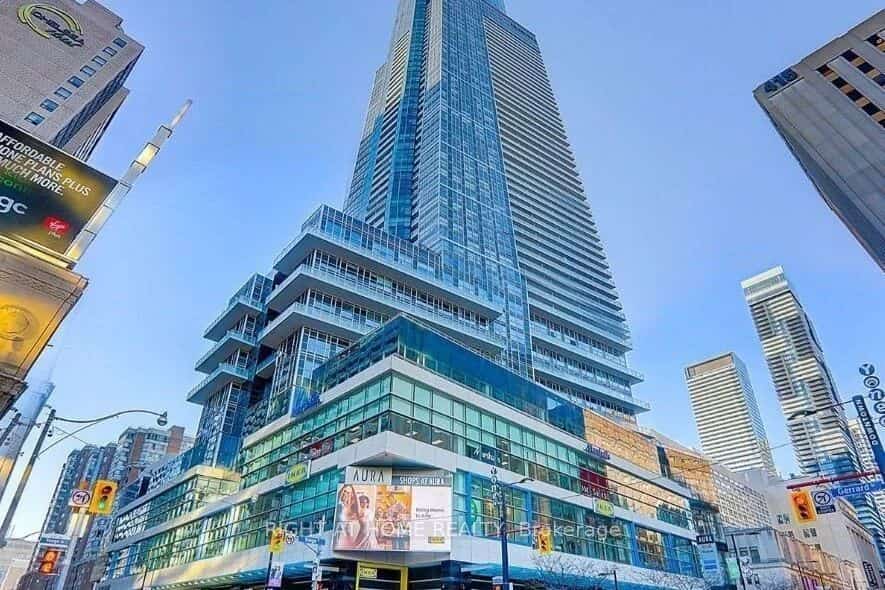 Aura at College Park, Toronto