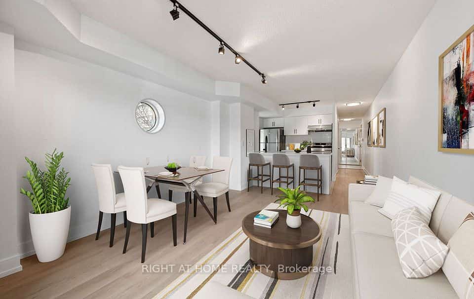 600 Queens Quay #219, Toronto, ON M5V 3M3