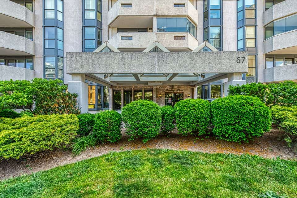 67 Caroline Street S, Hamilton
