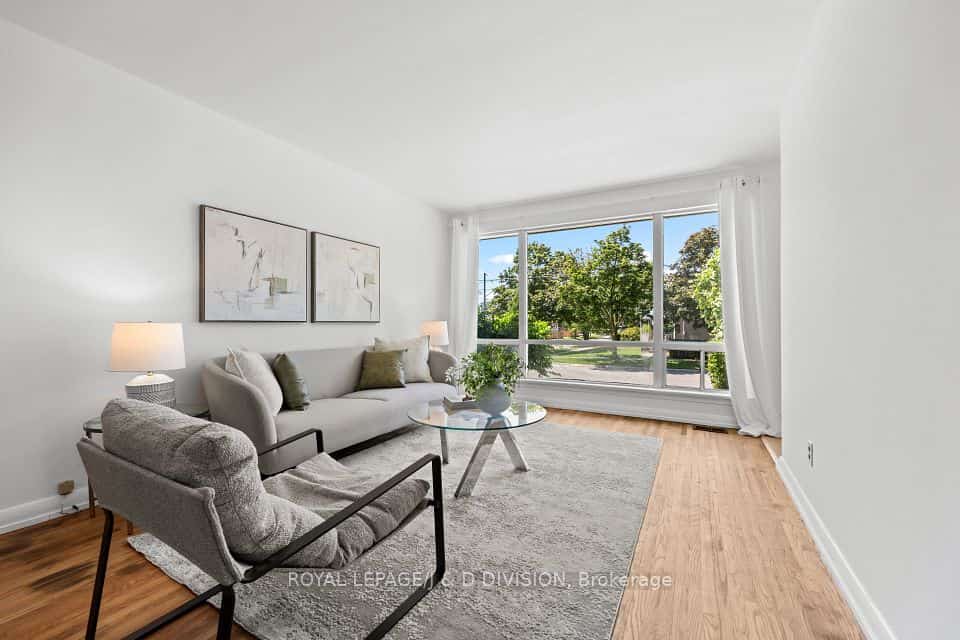 41 Clapperton Avenue, Toronto, ON M1L 4K7
