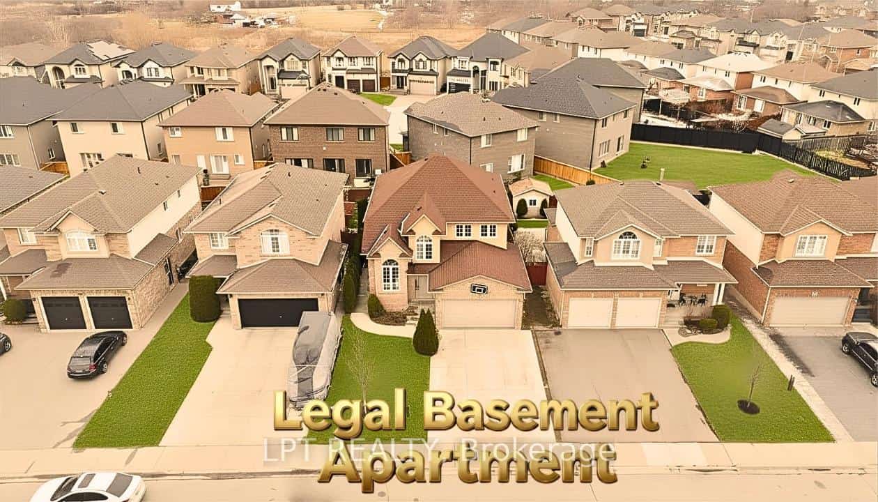 48 Nashville Circle, Hamilton, ON L8G 5H2
