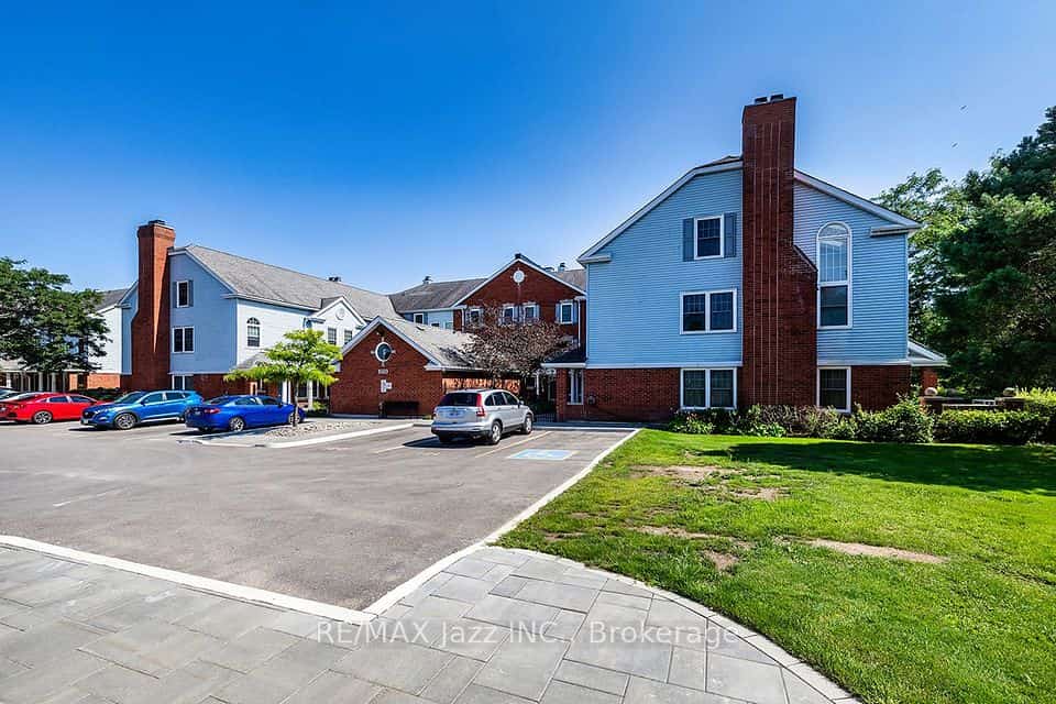 1669 Nash Road #G4, Clarington, ON L1E 1S8