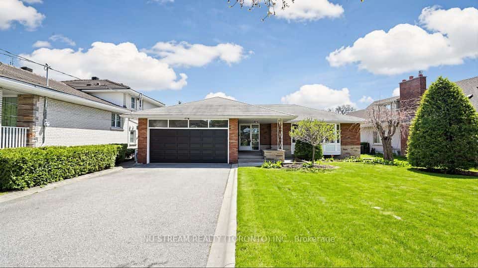 55 Sunvale Drive, Toronto, ON M9R 1Z4