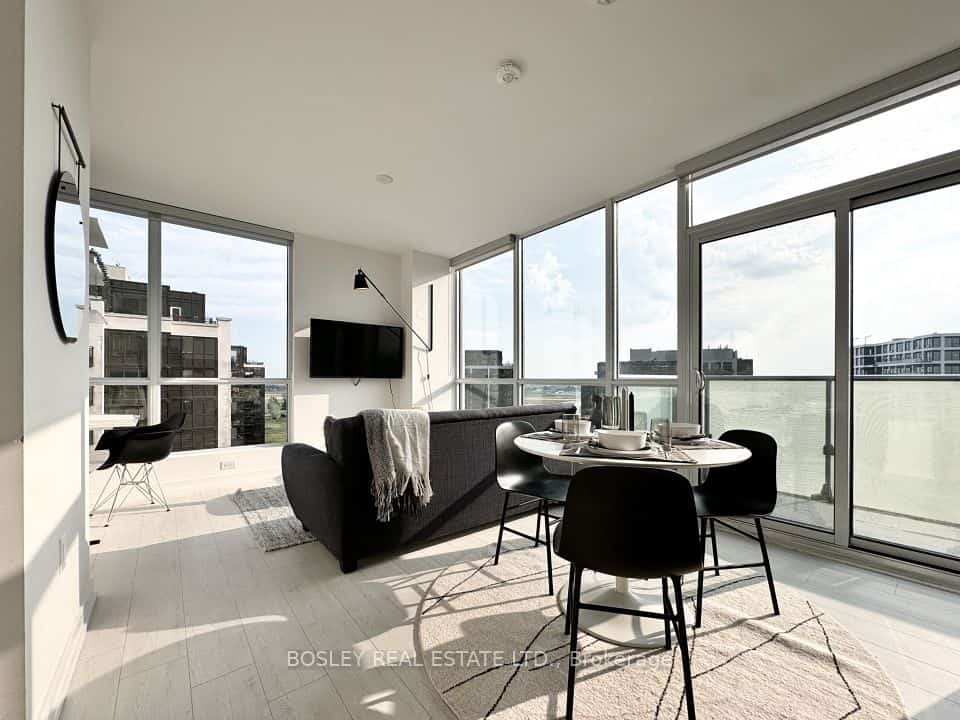 10 De Boers Drive #1313, Toronto, ON M3J 0L6