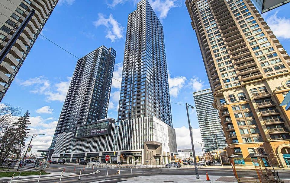 395 Square One Drive, Mississauga