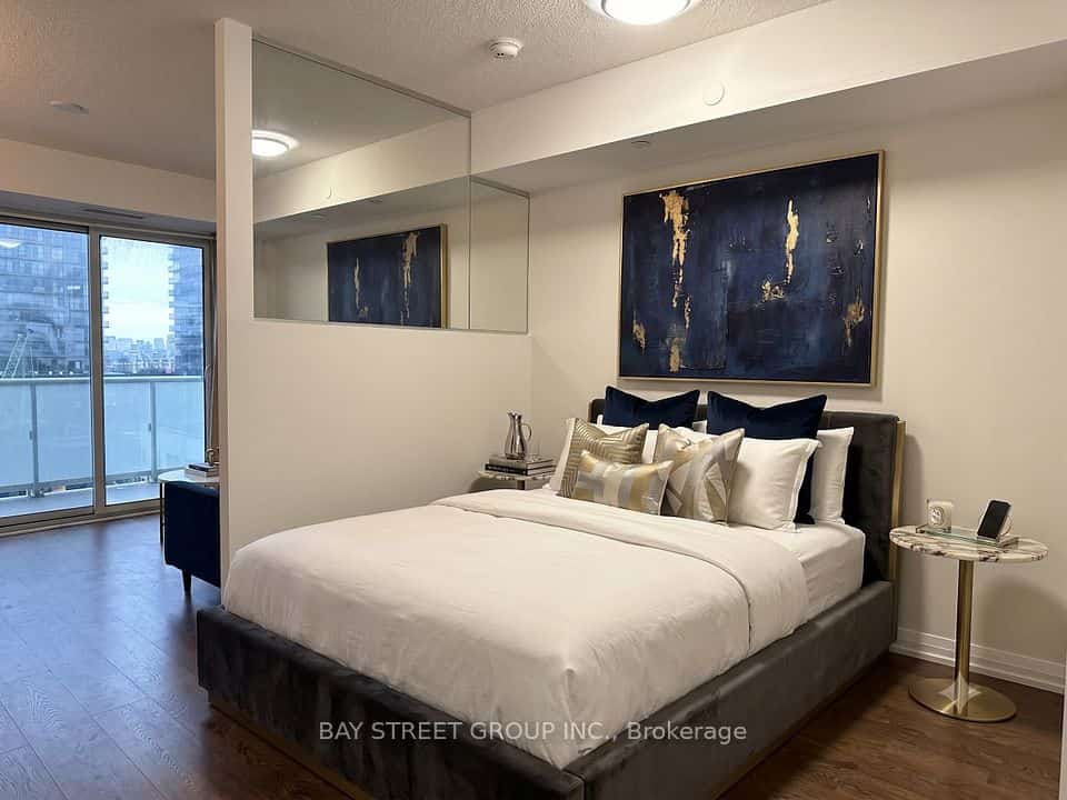 101 erskine Avenue #1106, Toronto, ON M4P 0C5