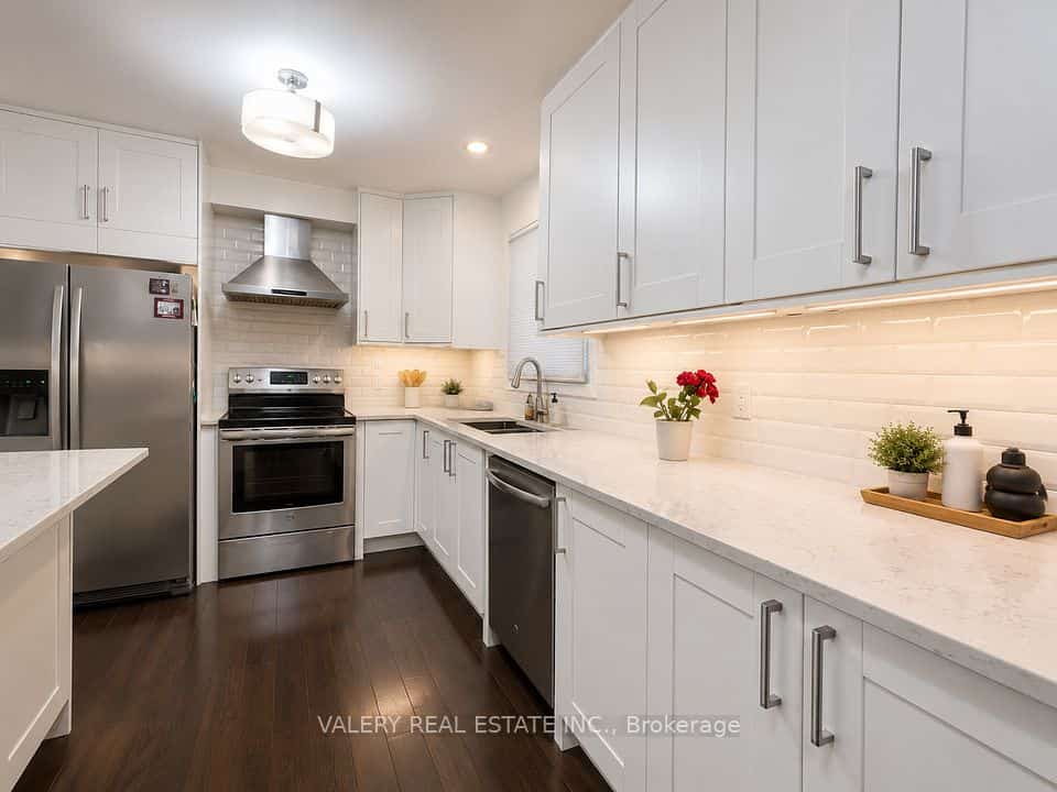 45 Hansen Road #20, Brampton, ON L6V 3C5