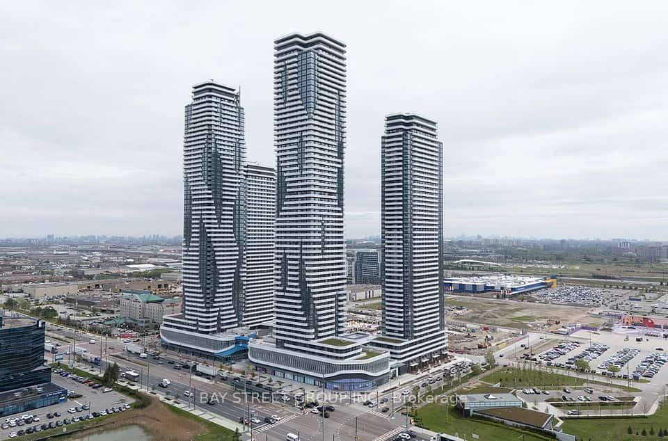 8 Interchange Way #1807, Vaughan, ON L4K 0R2