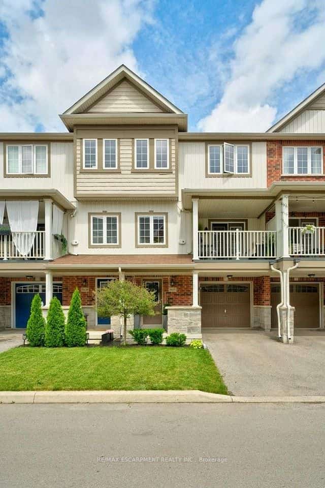 54 Nisbet Boulevard #37, Hamilton, ON L8B 0Y3
