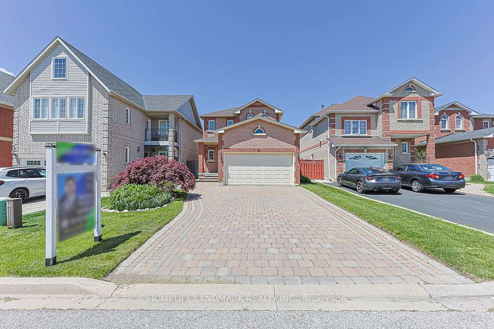 81 Eastpine Drive, Markham, ON L3R 4T2