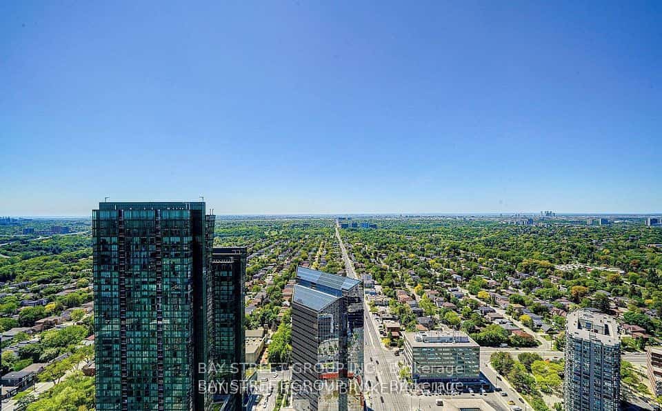5 Sheppard Avenue E #4218, Toronto, ON M2N 0G4