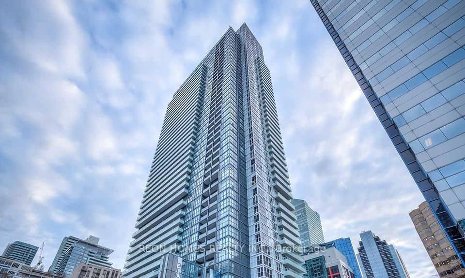 300 Front Street, Toronto