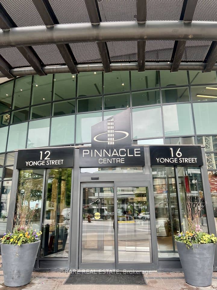 12 Yonge Street N, Toronto