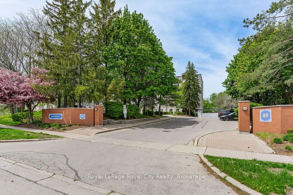 89 Westwood Road #407, Guelph, ON N1H 7J6