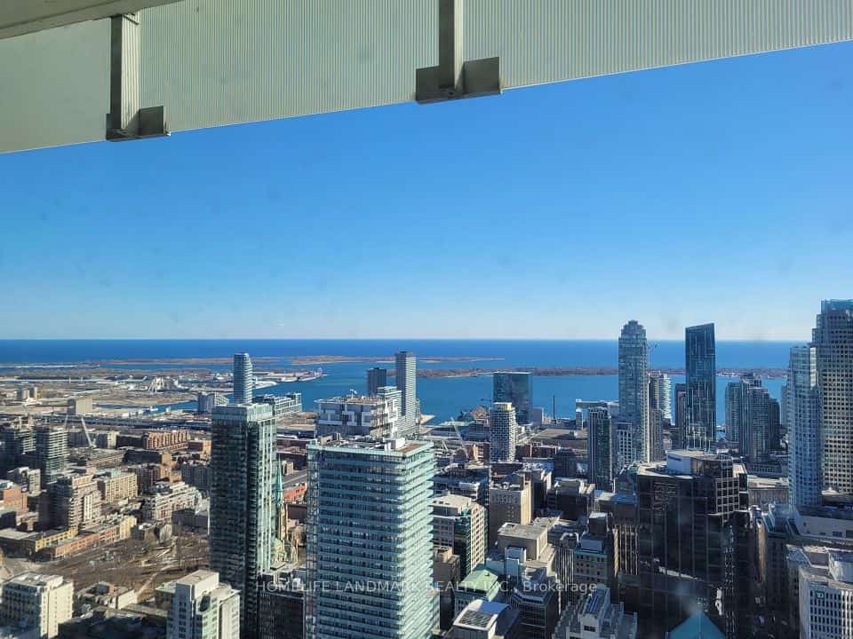 197 Yonge Street #5508, Toronto, ON M5B 1M4