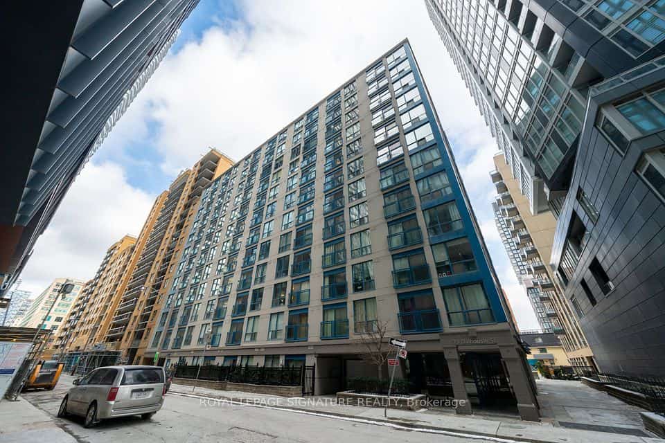 75 Dalhousie Street #1105, Toronto, ON M5B 2R9