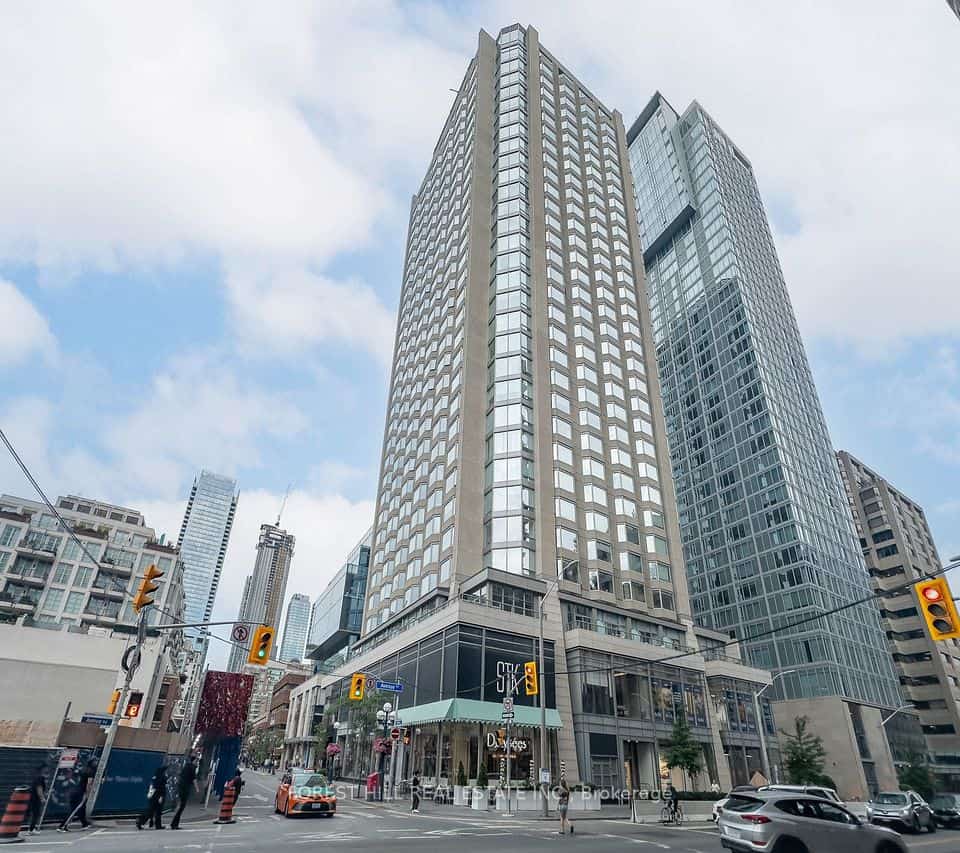 155 Yorkville Avenue #2917, Toronto, ON M5R 0B4