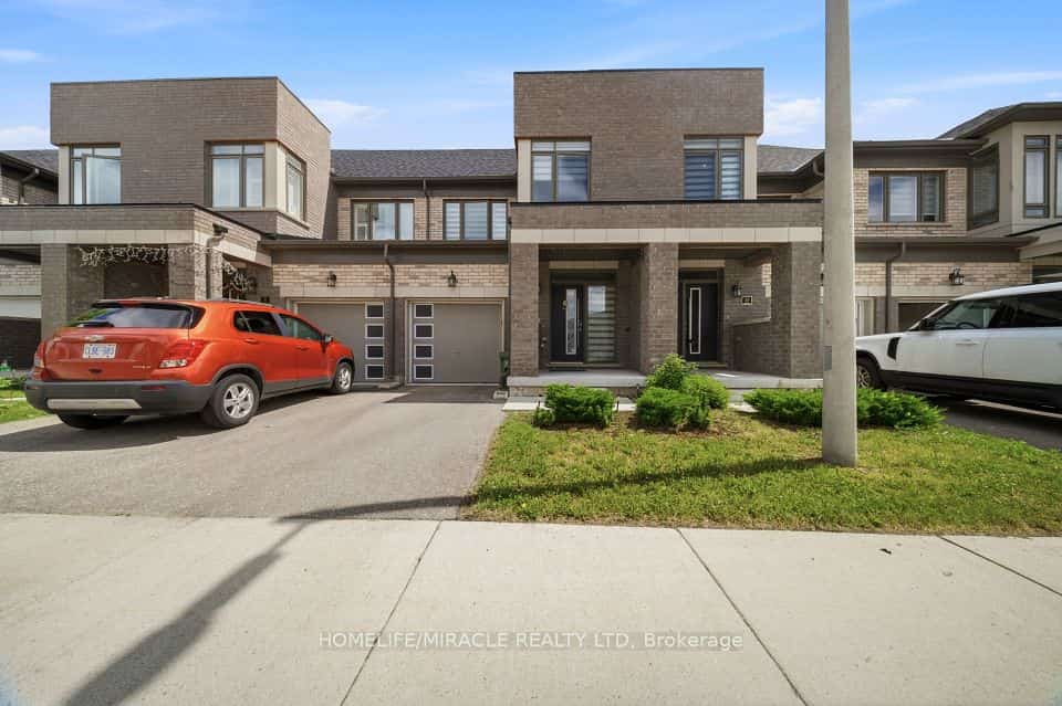 166 DEERPATH Drive #32, Guelph, ON N1K 0E2
