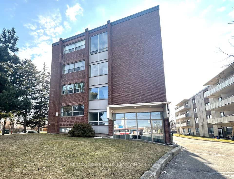 1191 Ellesmere Road #204, Toronto, ON M1P 2X6
