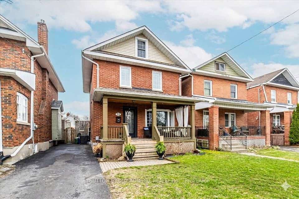 23 Westmoreland Avenue, Oshawa, ON L1G 2M9