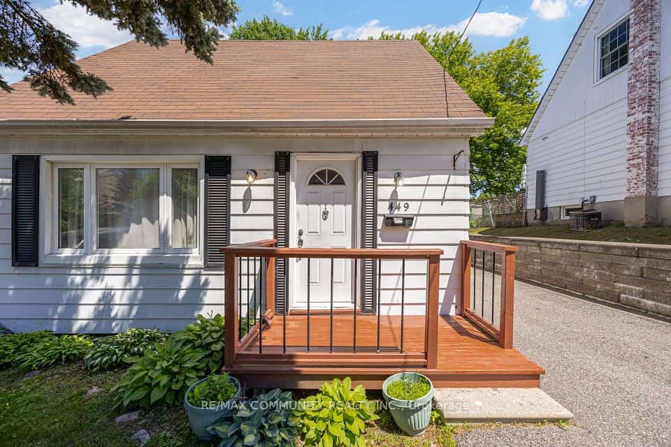 449 Ritson Road N, Oshawa, ON L1G 5P9
